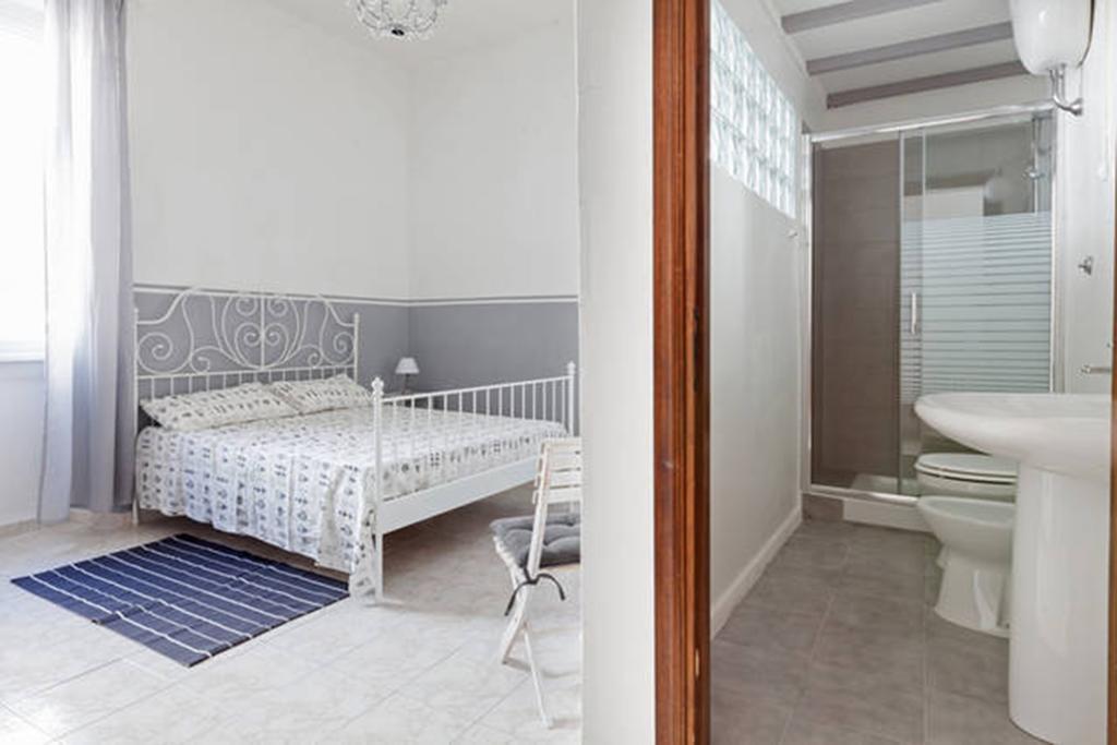 Domus Merulana Bed And Breakfast Rome Chambre photo