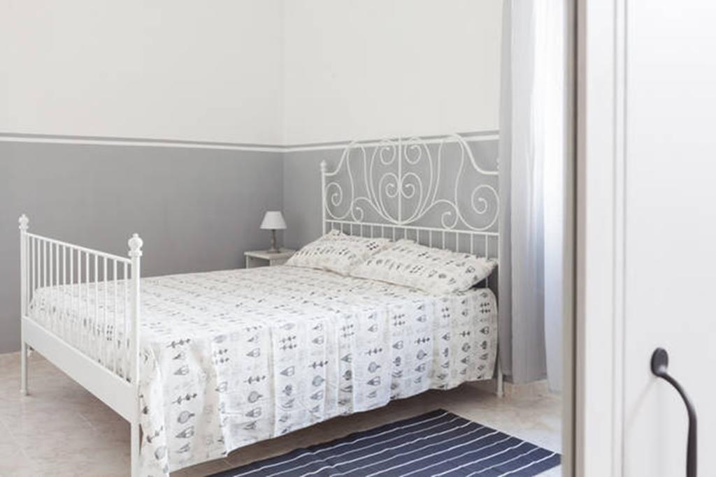 Domus Merulana Bed And Breakfast Rome Chambre photo