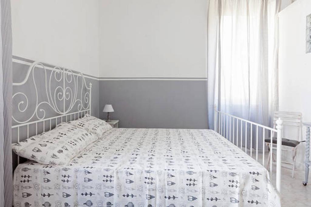 Domus Merulana Bed And Breakfast Rome Chambre photo